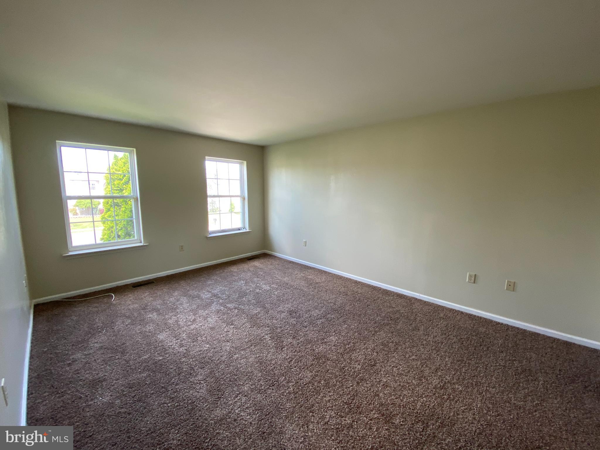 113 Harmony Cir Road Sicklerville, NJ 08081 - Photo 7 of 12 Gallery Image 7