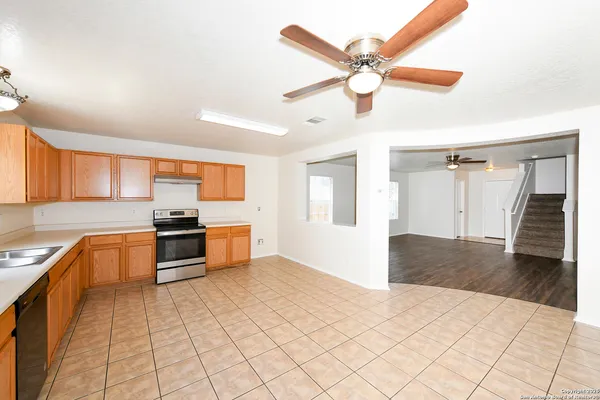 $1,595 | 30 Knights Peak, San Antonio, TX 78250