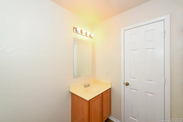 $1,595 | 30 Knights Peak, San Antonio, TX 78250