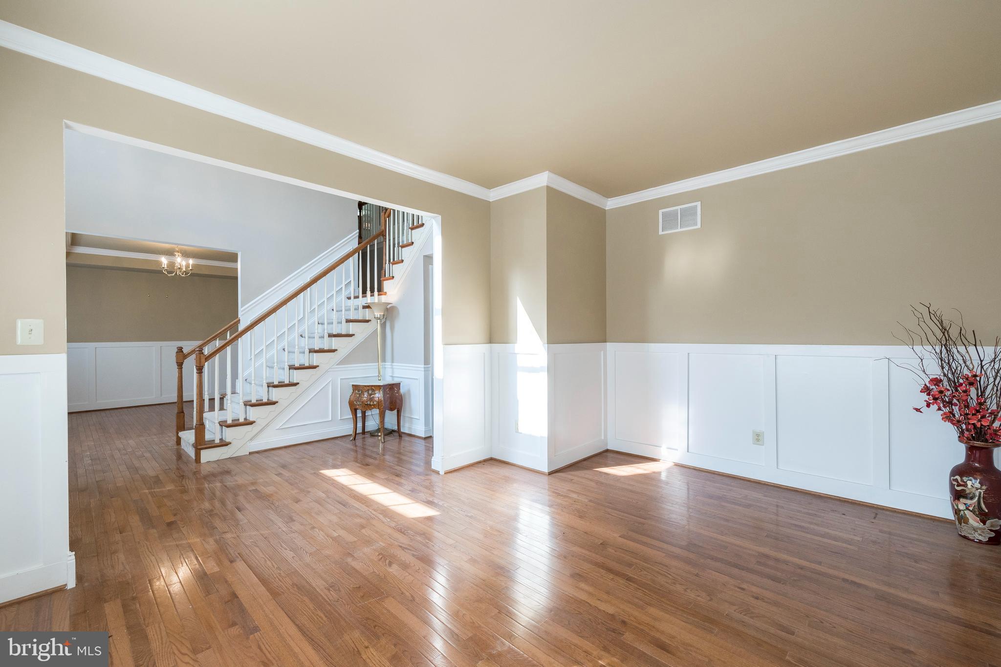 3040 Stump Hall Road Collegeville, PA 19426 - Photo 8 of 45 Living Room