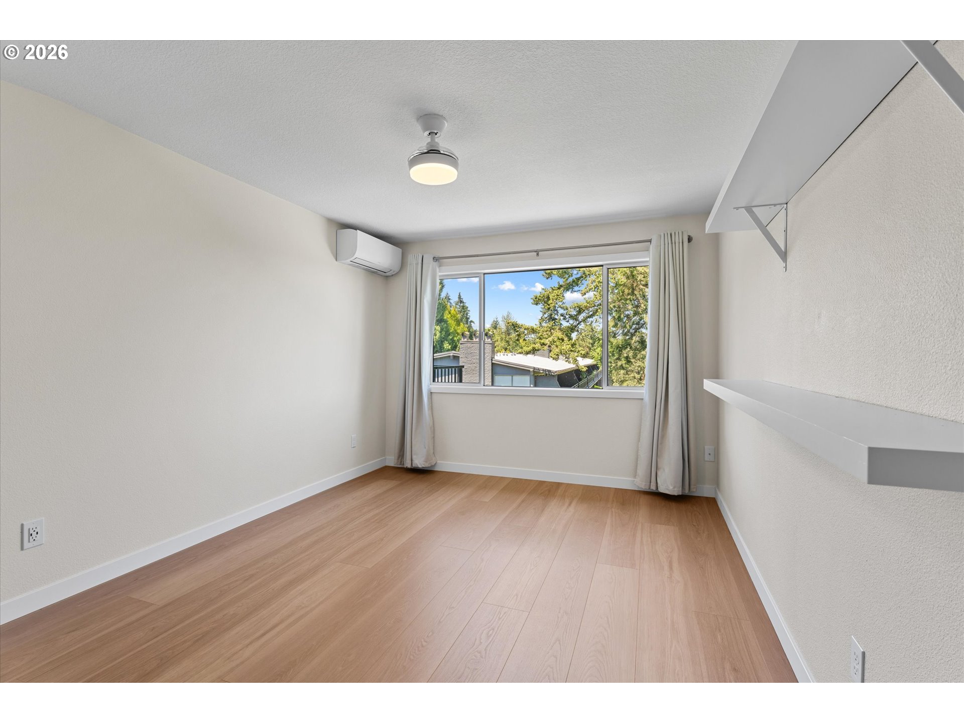 200 Southwest Burnham Road, Unit 311 Lake Oswego, OR 97034 - Photo 25 of 35 Gallery Image 25