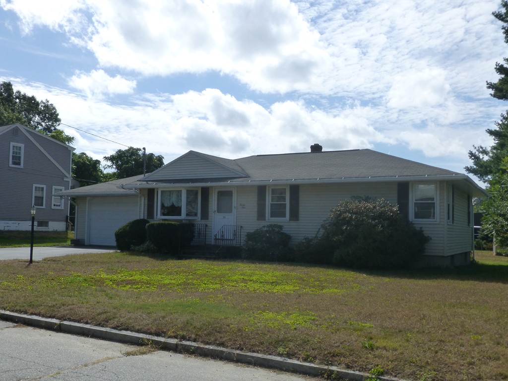 29 Hunnewell Road Worcester, MA 01606 - Photo 1 of 17 Gallery Image 1