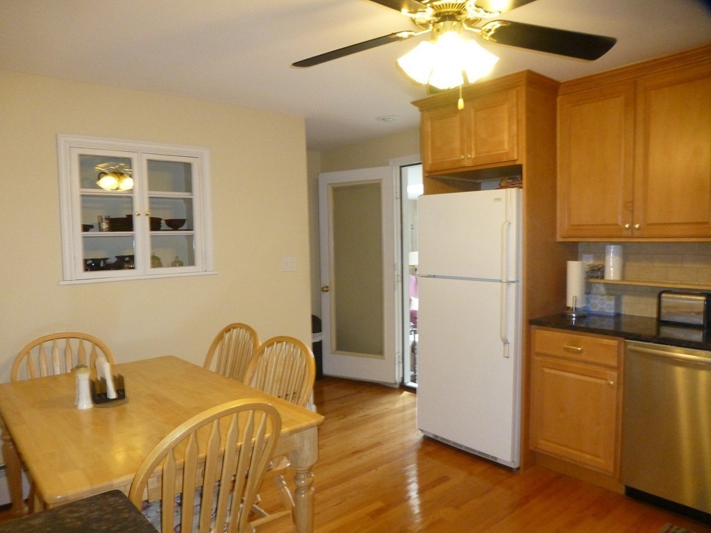 29 Hunnewell Road Worcester, MA 01606 - Photo 5 of 17 Gallery Image 5