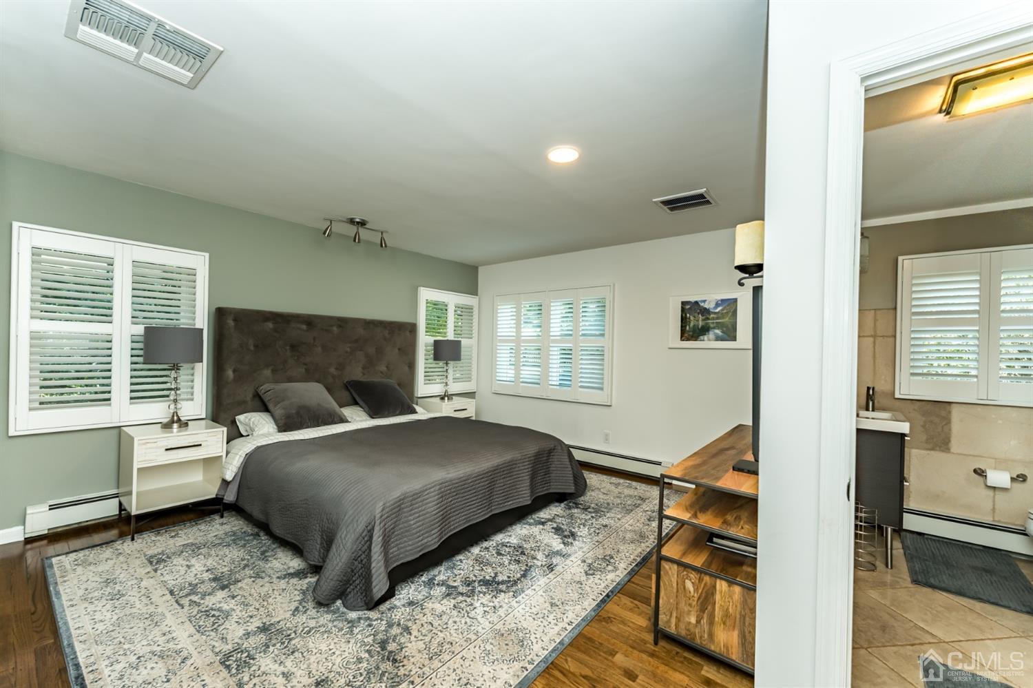 23 Warwick Road Colonia, NJ 07067 - Photo 18 of 50 Gallery Image 18