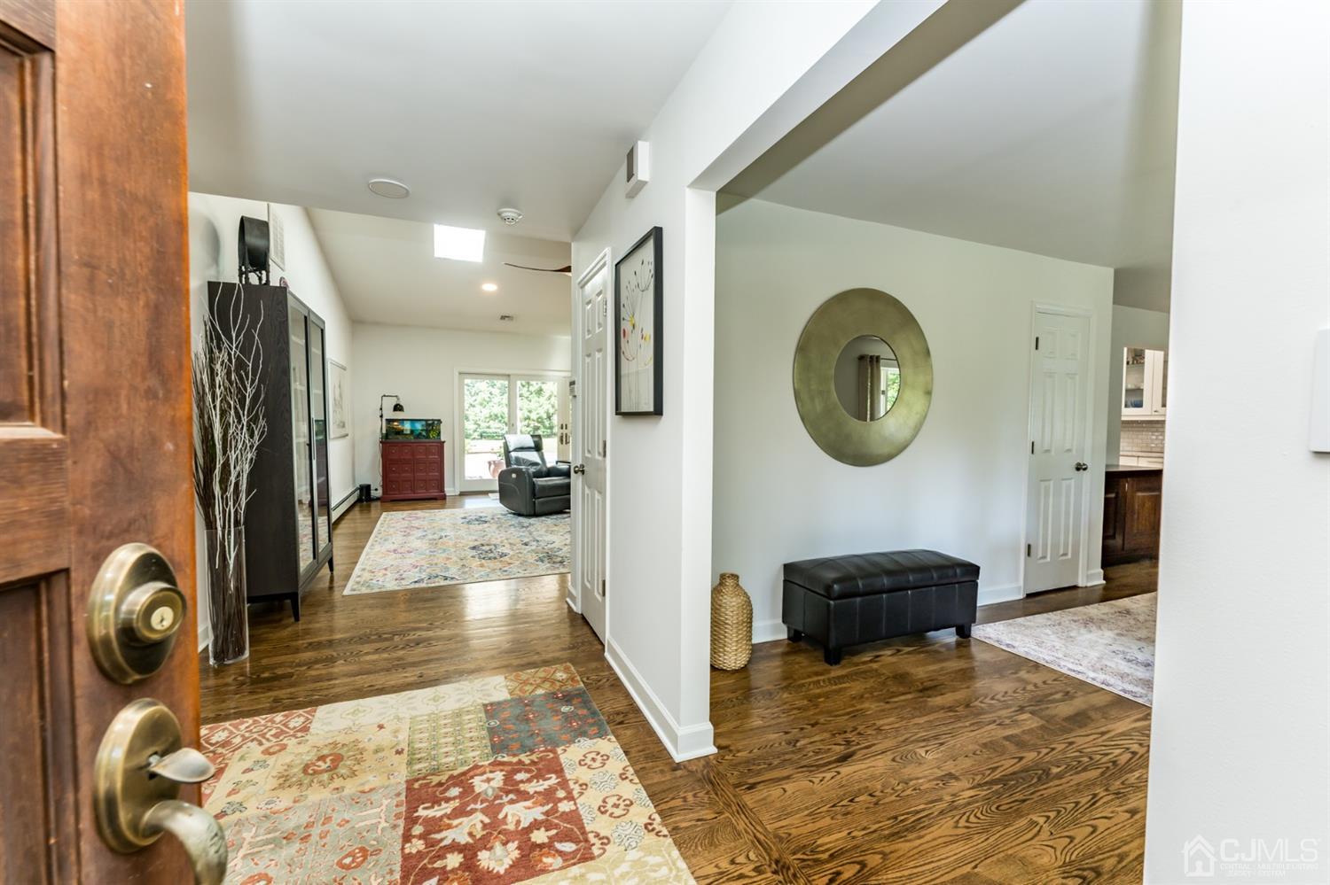 23 Warwick Road Colonia, NJ 07067 - Photo 3 of 50 Gallery Image 3