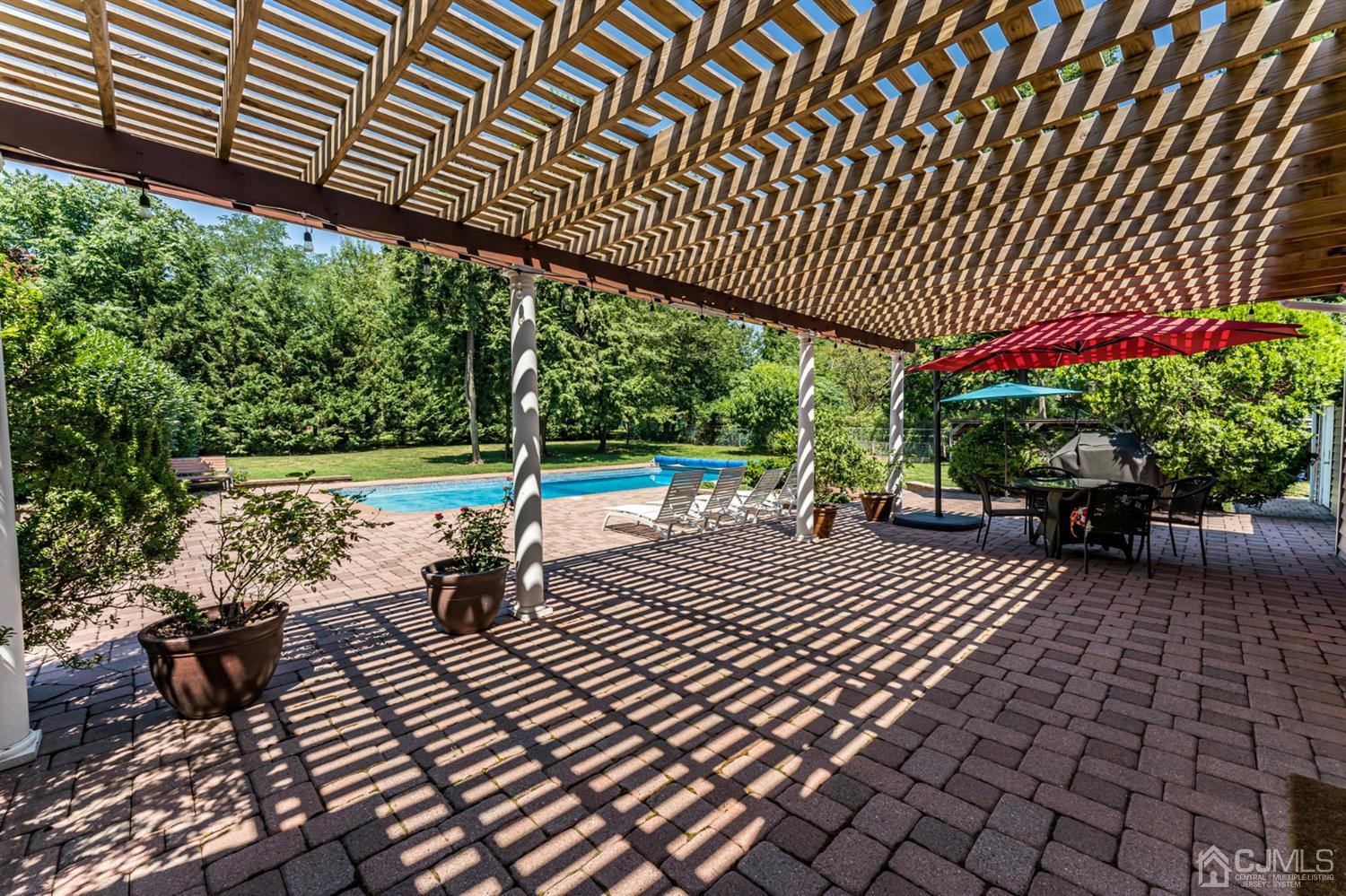 23 Warwick Road Colonia, NJ 07067 - Photo 28 of 50 Gallery Image 28