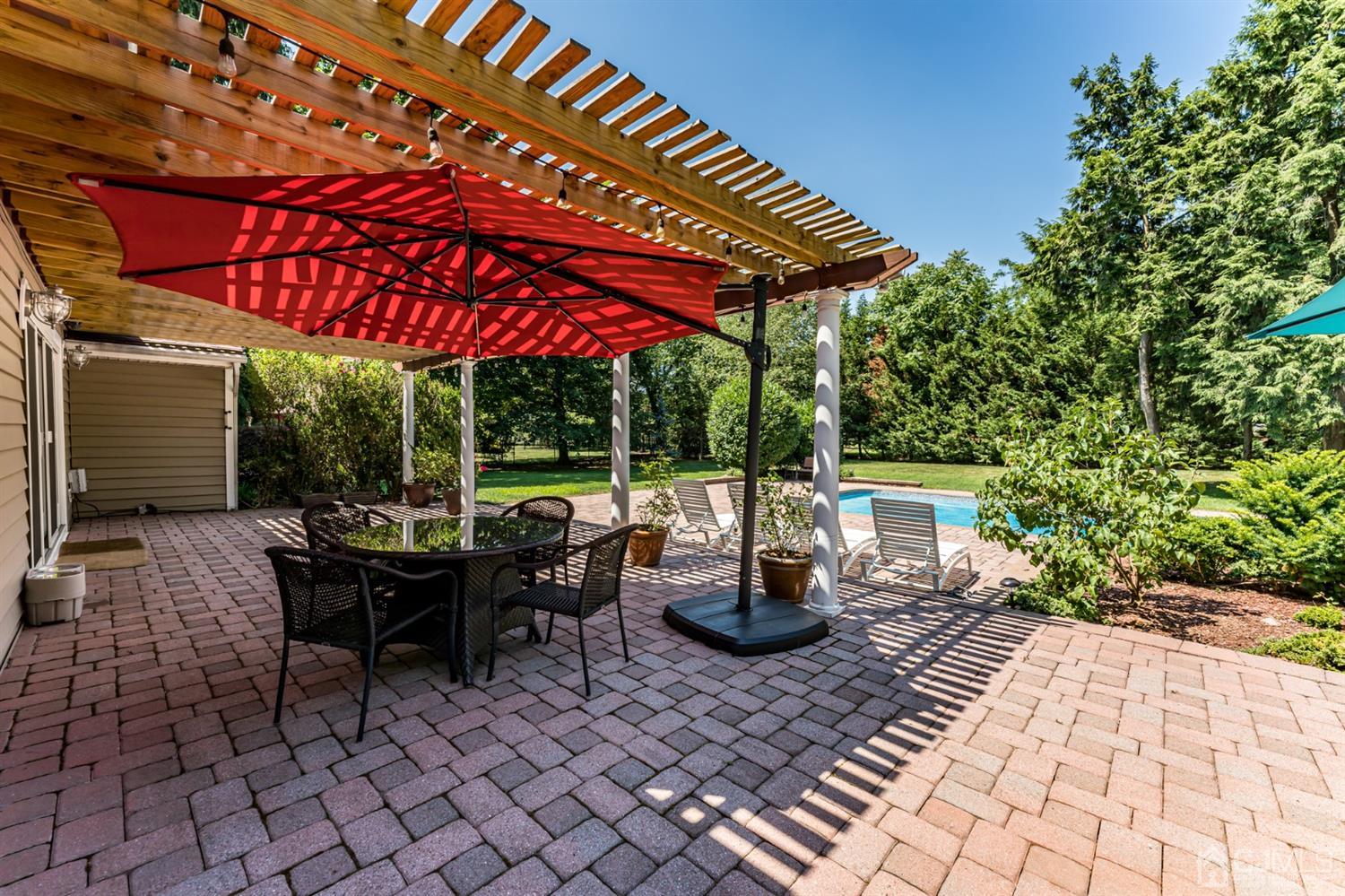23 Warwick Road Colonia, NJ 07067 - Photo 29 of 50 Gallery Image 29