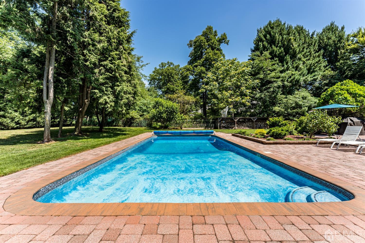 23 Warwick Road Colonia, NJ 07067 - Photo 32 of 50 Gallery Image 32