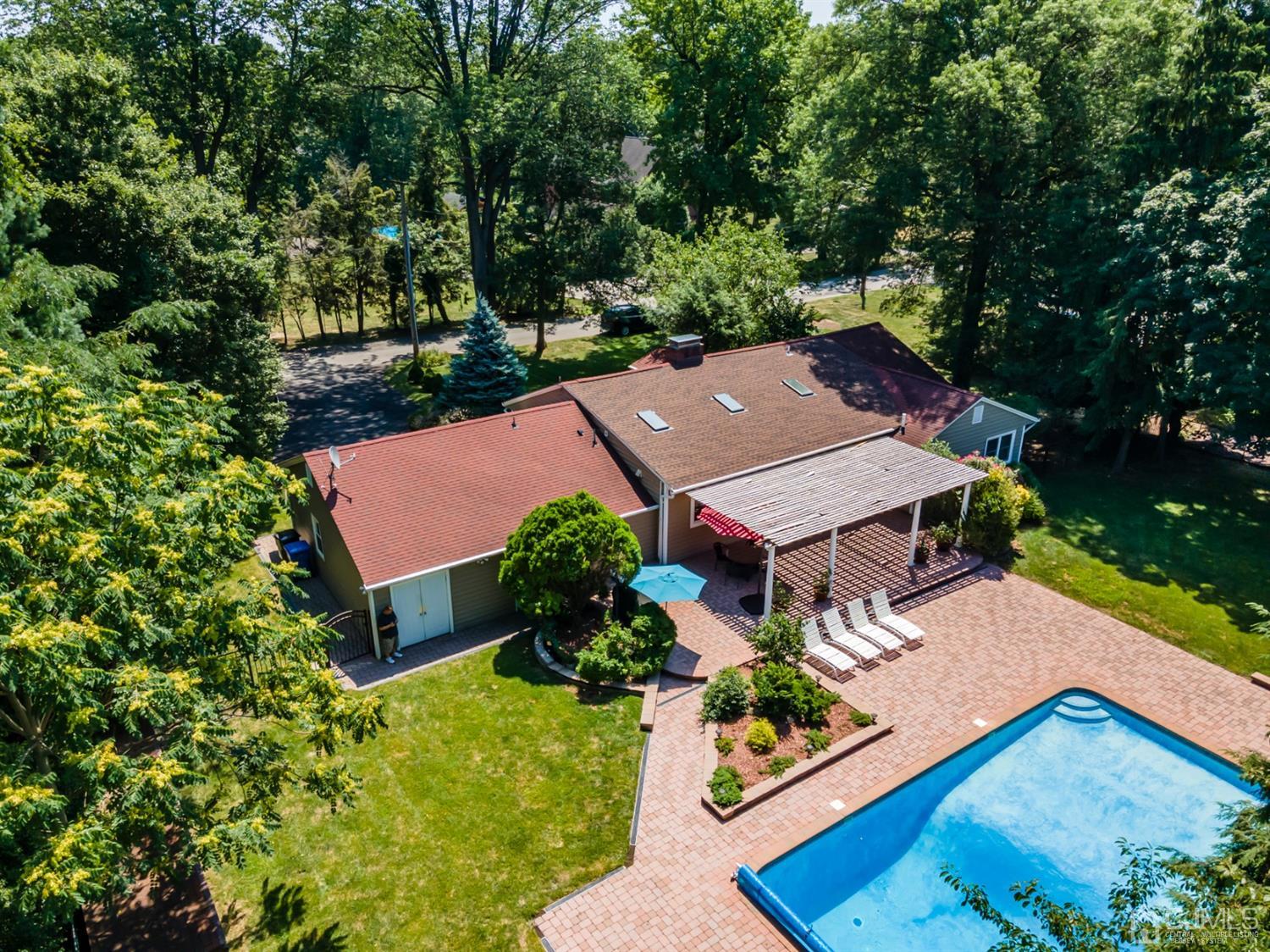23 Warwick Road Colonia, NJ 07067 - Photo 40 of 50 Gallery Image 40