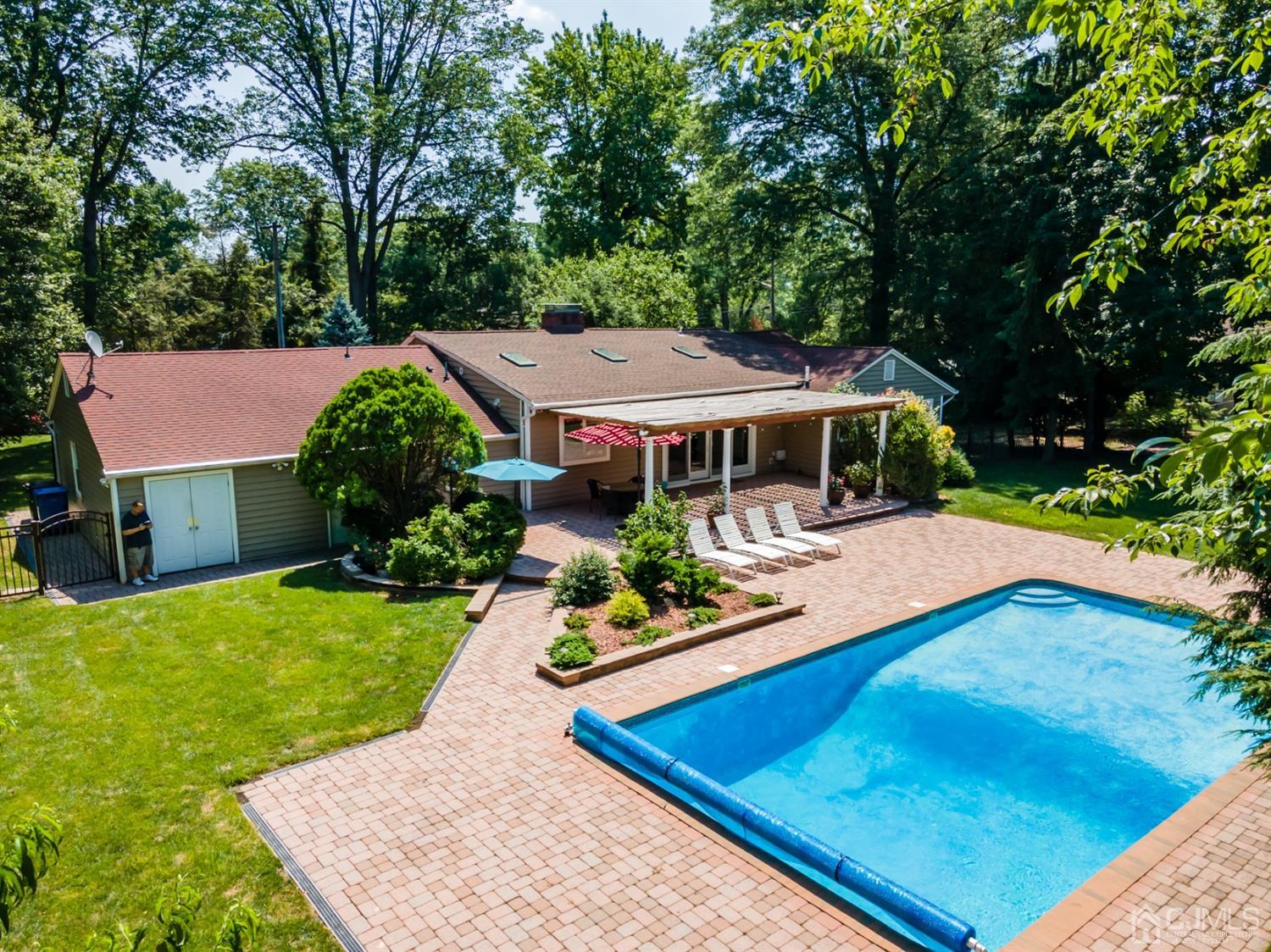 23 Warwick Road Colonia, NJ 07067 - Photo 42 of 50 Gallery Image 42
