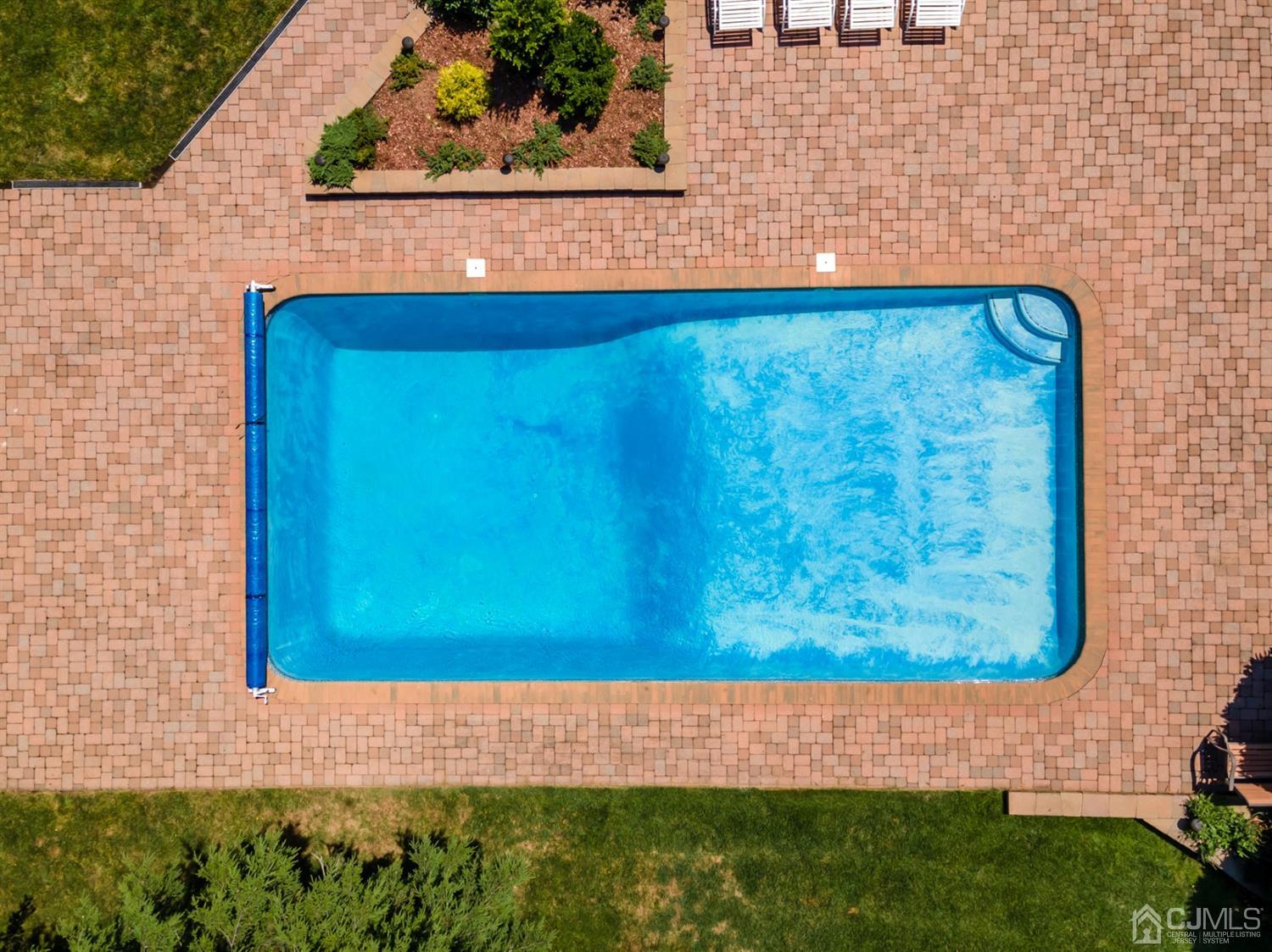 23 Warwick Road Colonia, NJ 07067 - Photo 43 of 50 Gallery Image 43