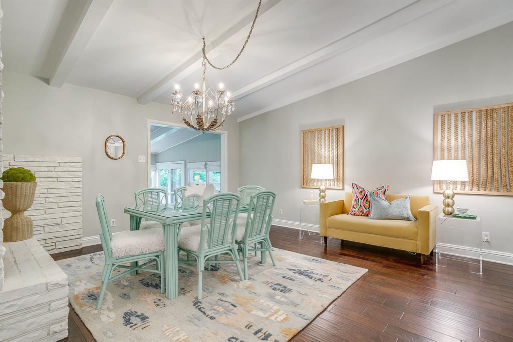 4316 West Clayton Road Fort Worth, TX 76116 - Photo 12 of 37 Vaulted ceilings and MCM details in this space