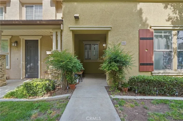 front view of house with a yard