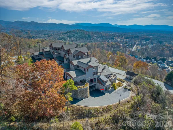 $575,000 | 4 Chimney Crest Drive, Unit F, Asheville, NC 28806
