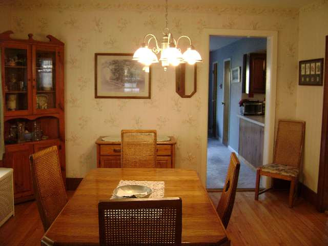 144 Whitehall Road Albany, NY 12209 - Photo 3 of 12 Photo 3
