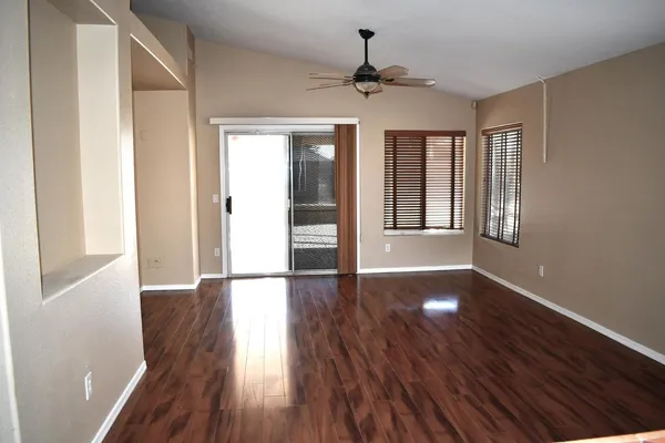 $2,070 | 10316 North 94th Lane, Peoria, AZ 85345