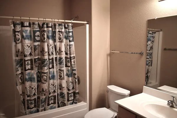 $2,070 | 10316 North 94th Lane, Peoria, AZ 85345