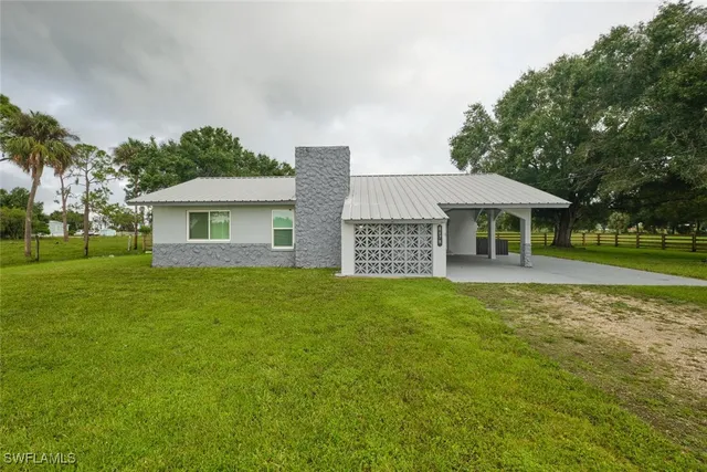 $575,000 | 8678 County Road 78, Fort Denaud, FL 33935