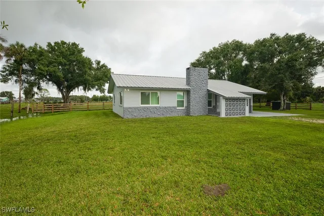 $575,000 | 8678 County Road 78, Fort Denaud, FL 33935