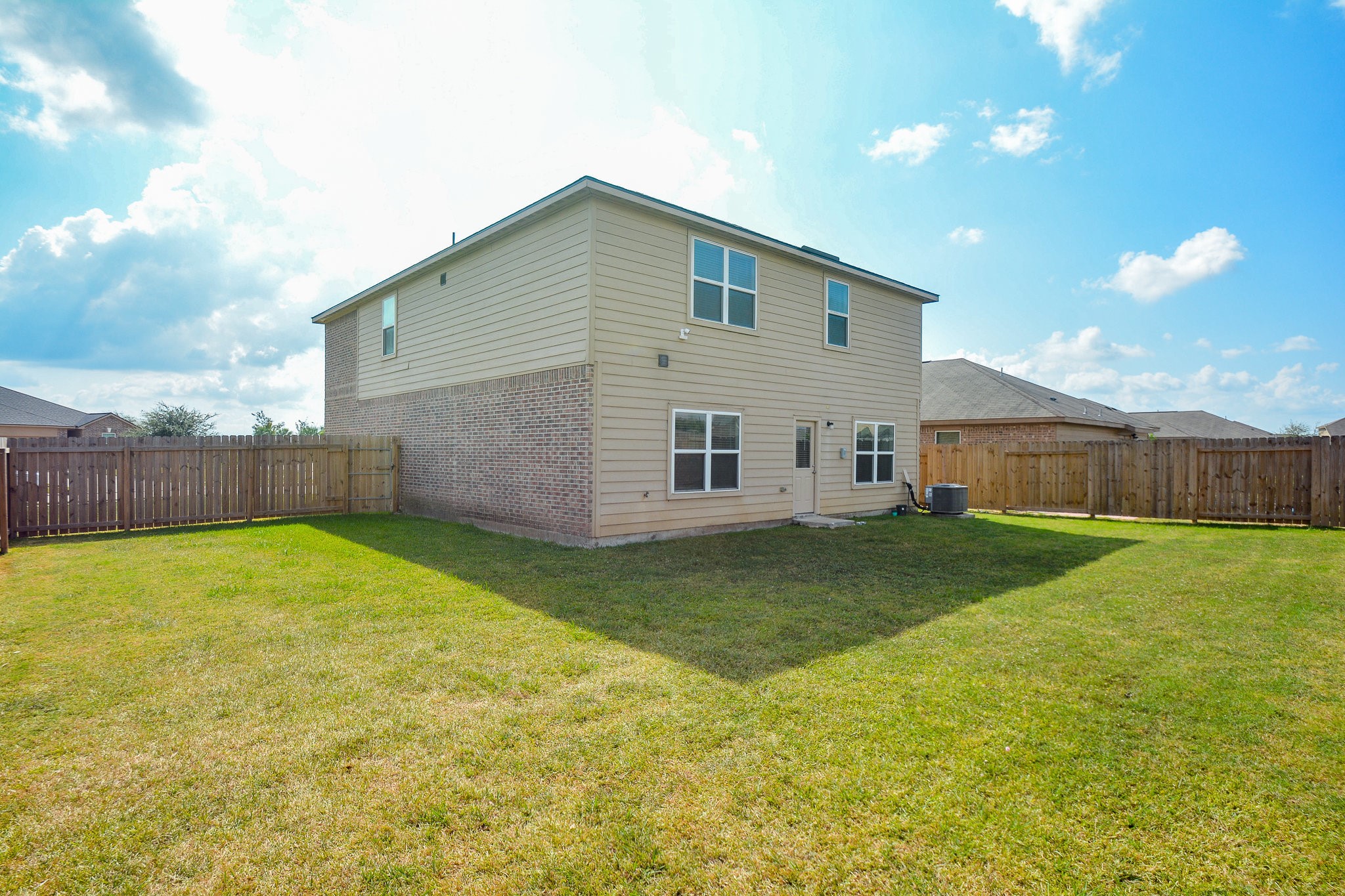 1322 Emerald Stone Drive Rosharon, TX 77583 - Photo 25 of 26 Plenty of room for an outdoor oasis