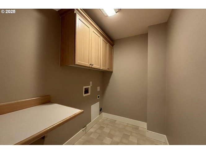 1495 Northeast Village Street Fairview, OR 97024 - Photo 12 of 16 a view of an empty room
