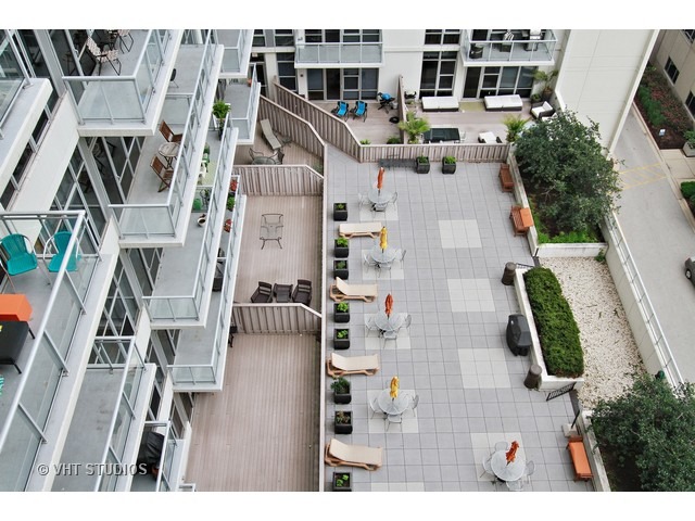 901 West Madison Street, Unit 701 Chicago, IL 60607 - Photo 8 of 13