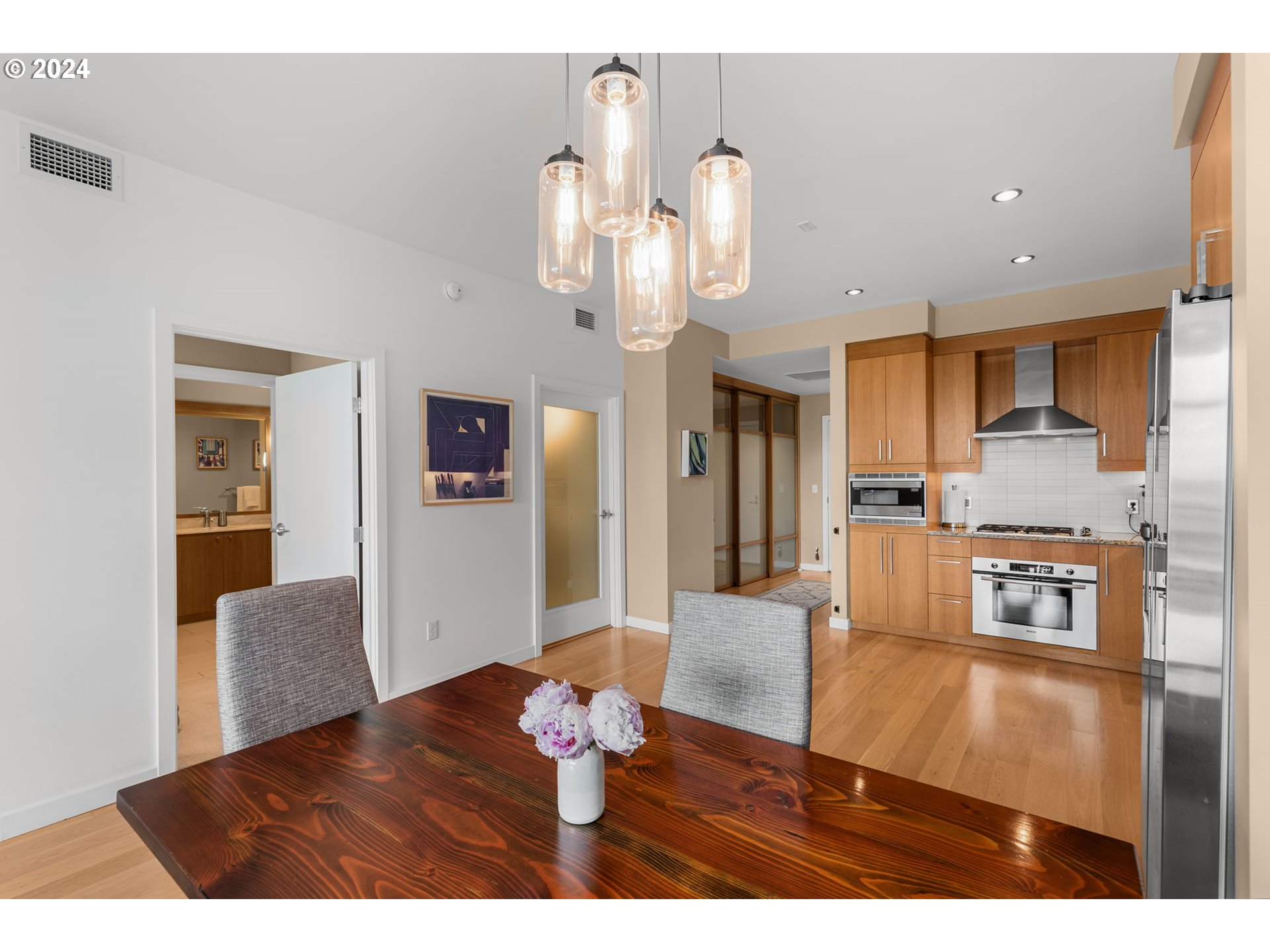 2351 Northwest Westover Road, Unit 805 Portland, OR 97210 - Photo 19 of 32 Bedroom, Primary