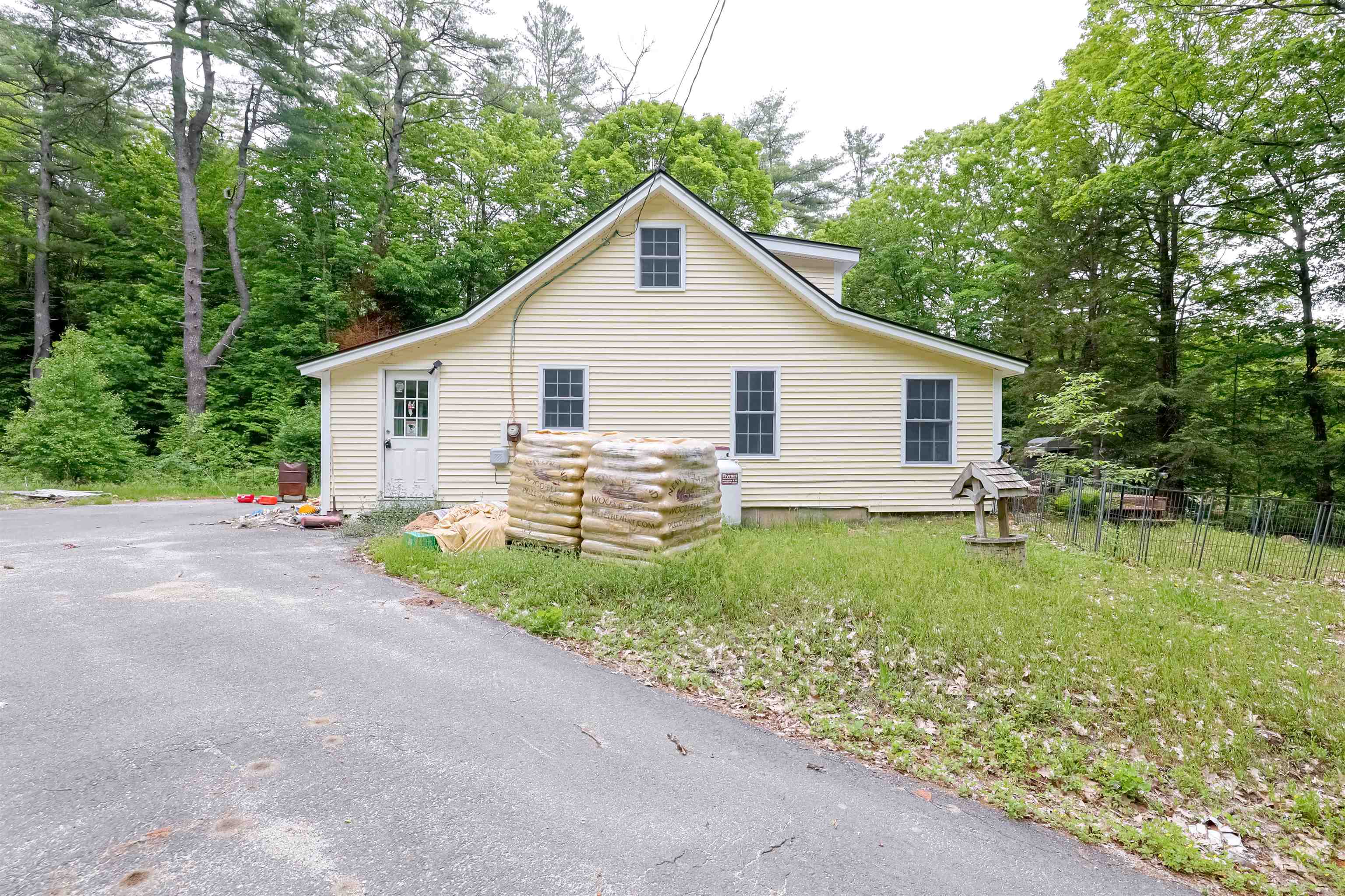 136 Prospect Hill Road Sunapee, NH 03782 - Photo 3 of 19