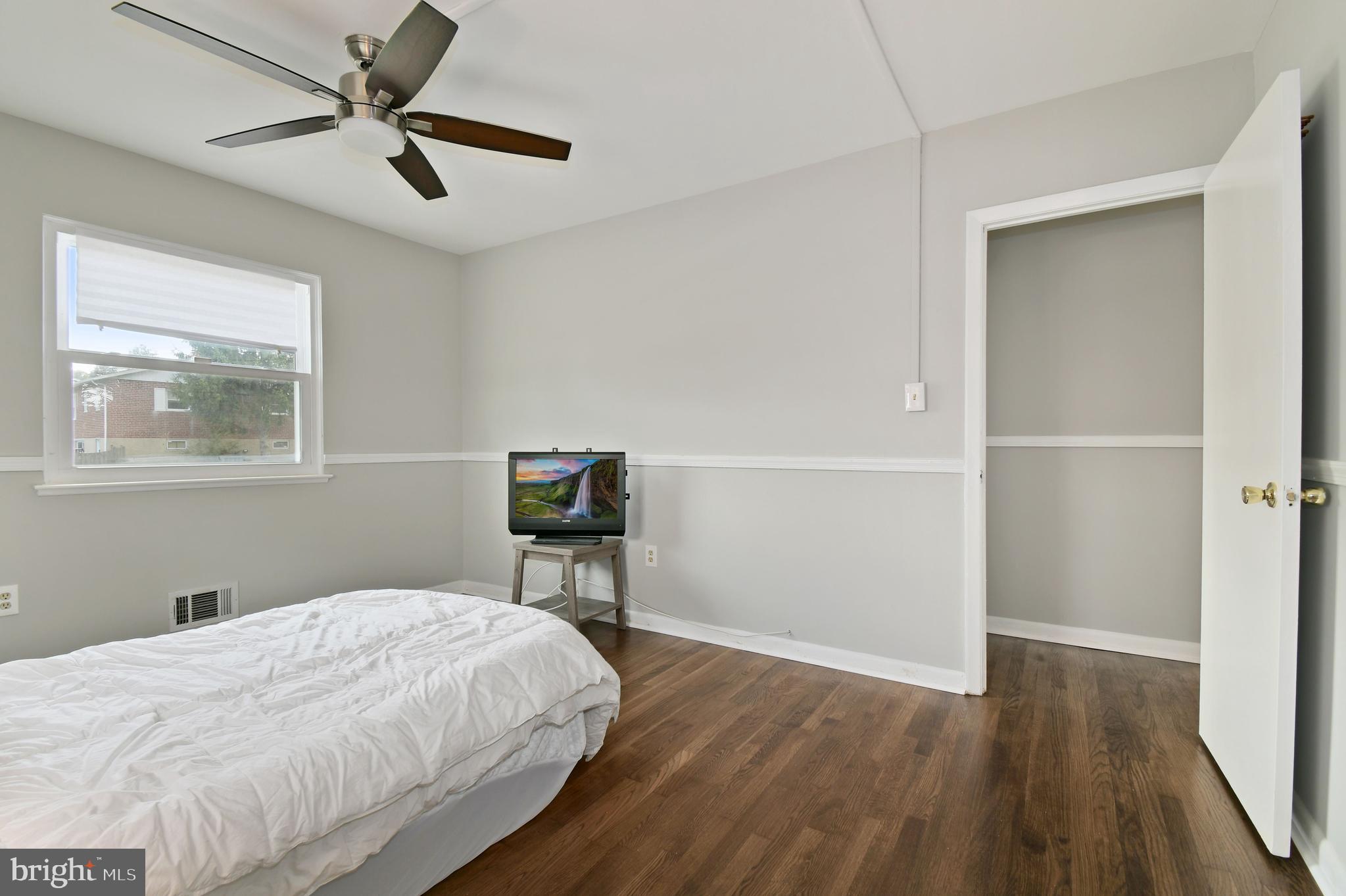 1338 Denbright Road Baltimore, MD 21228 - Photo 14 of 40 Master Bedroom