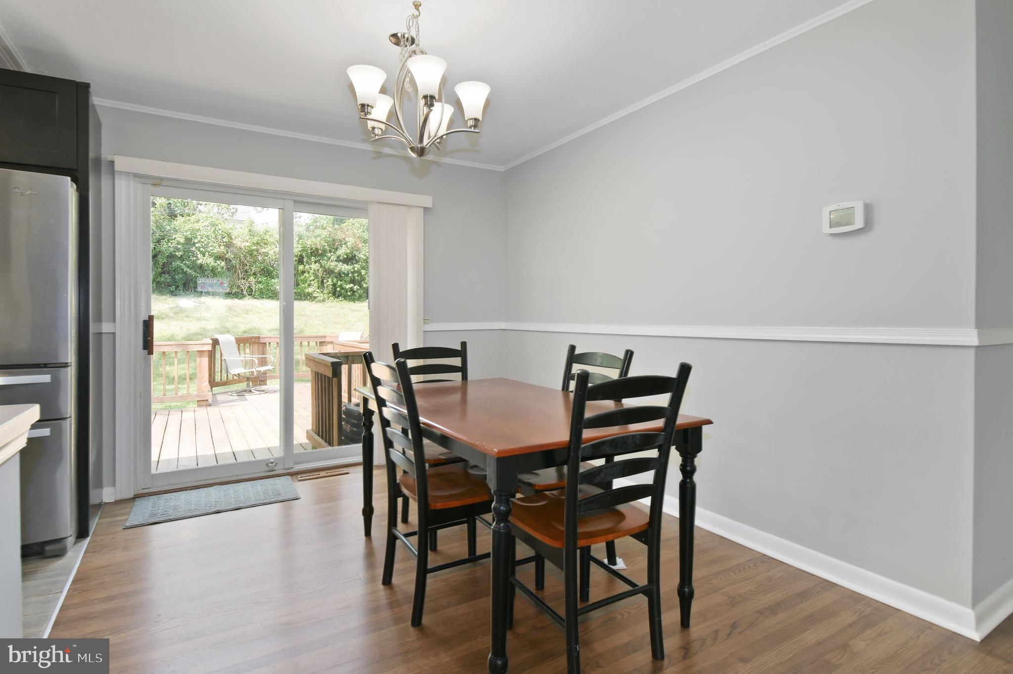 1338 Denbright Road Baltimore, MD 21228 - Photo 7 of 40 Dining Room
