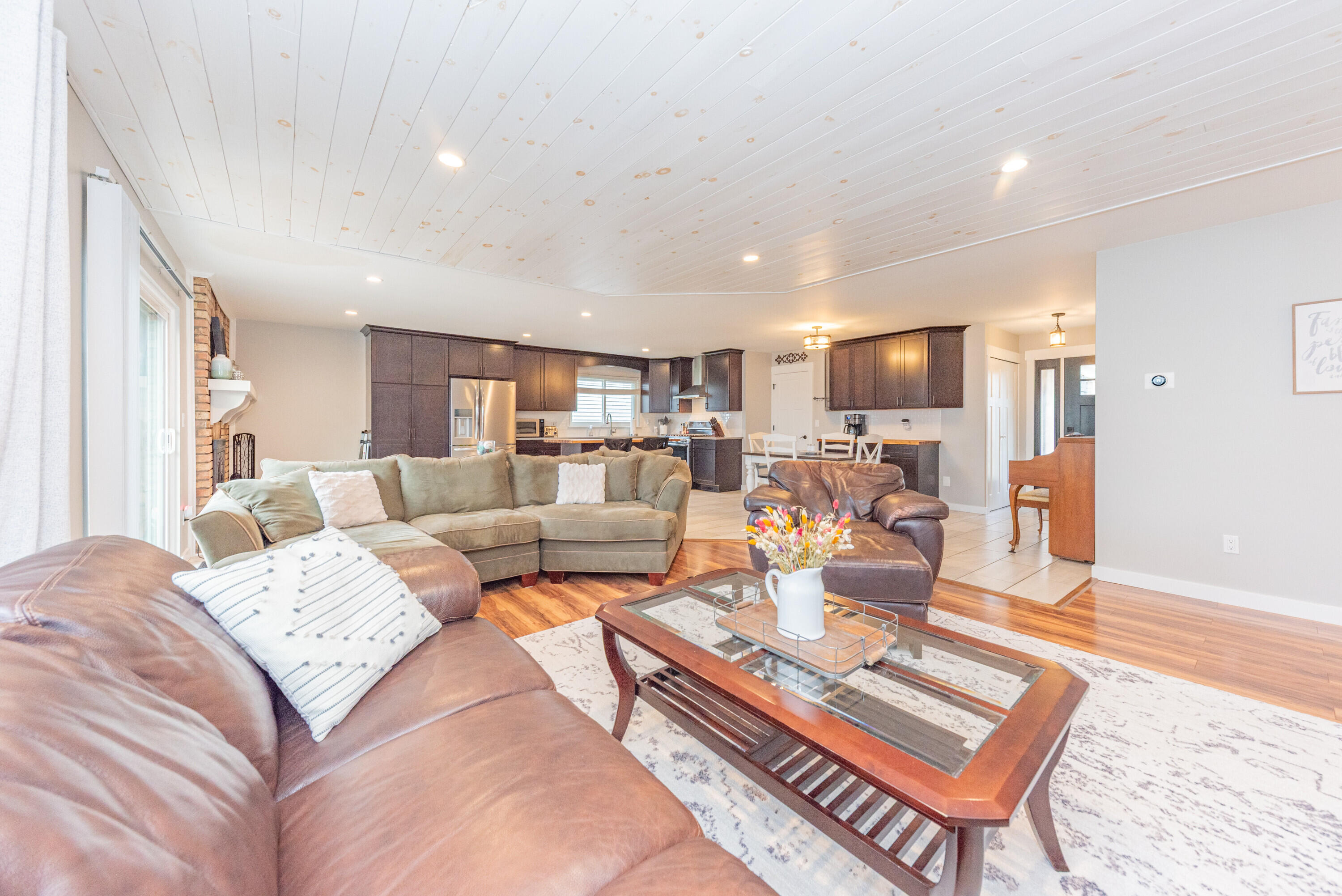 42519 Addison Avenue Canton, MI 48187 - Photo 13 of 39 024_14