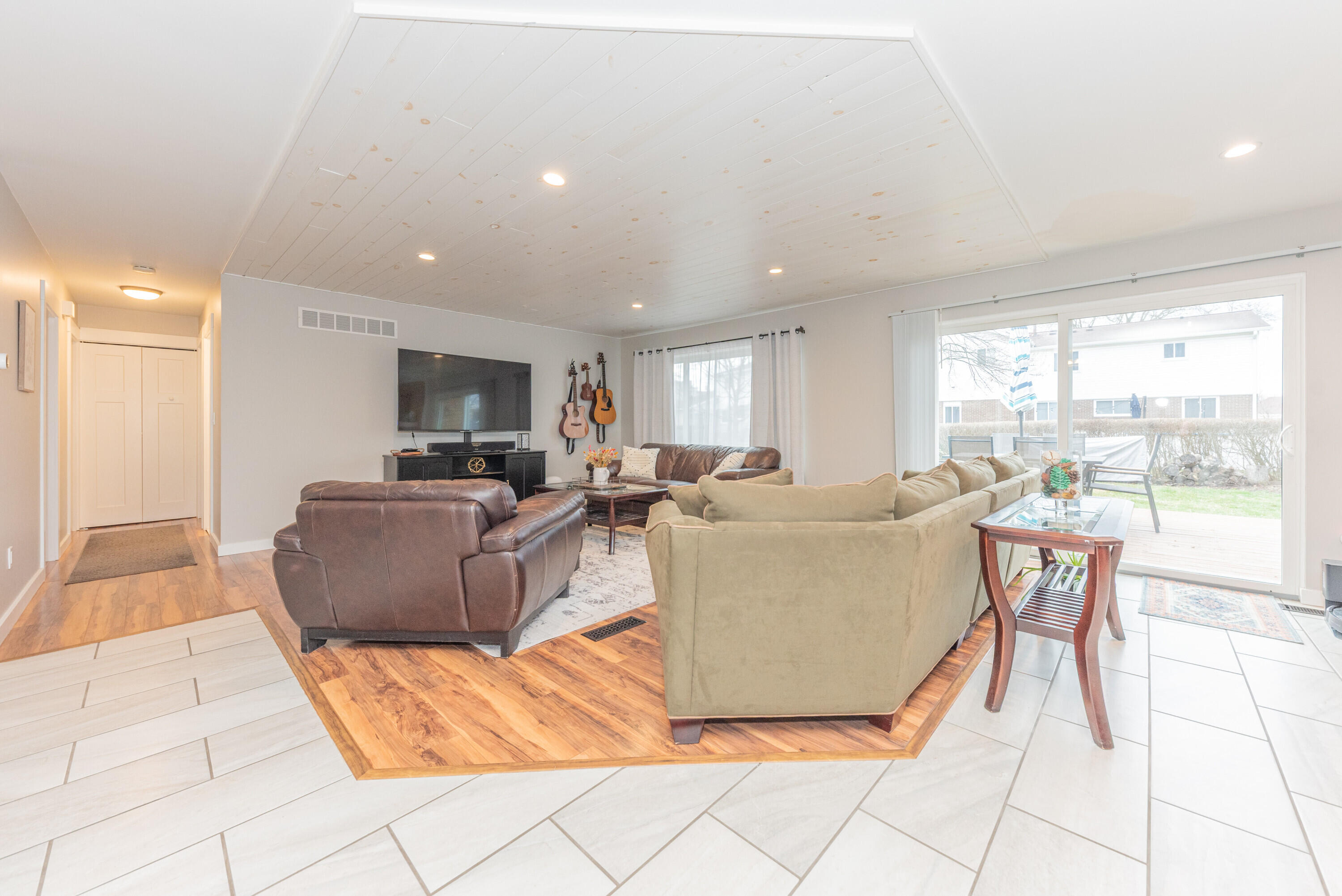 42519 Addison Avenue Canton, MI 48187 - Photo 14 of 39 022_12