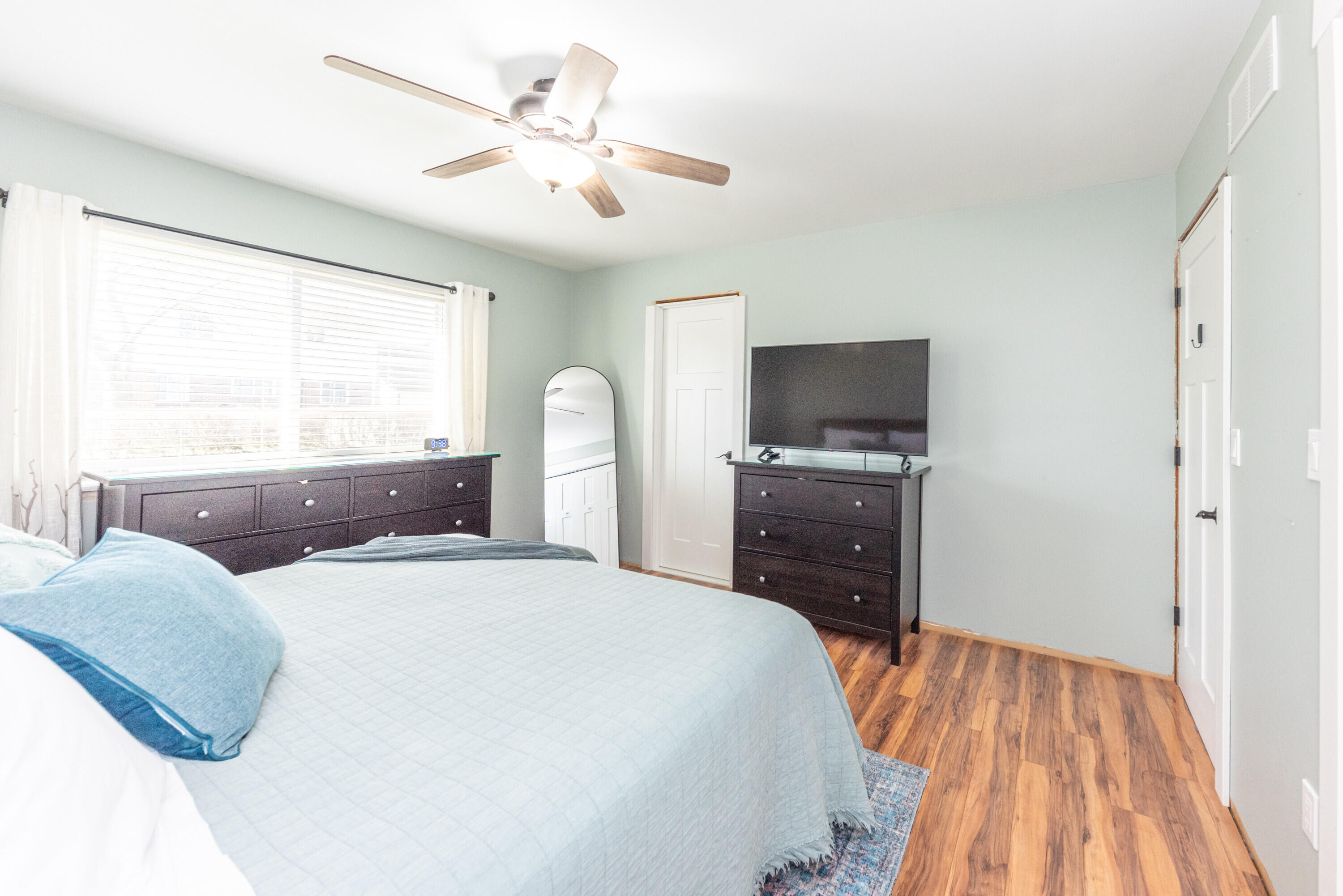 42519 Addison Avenue Canton, MI 48187 - Photo 16 of 39 031_21