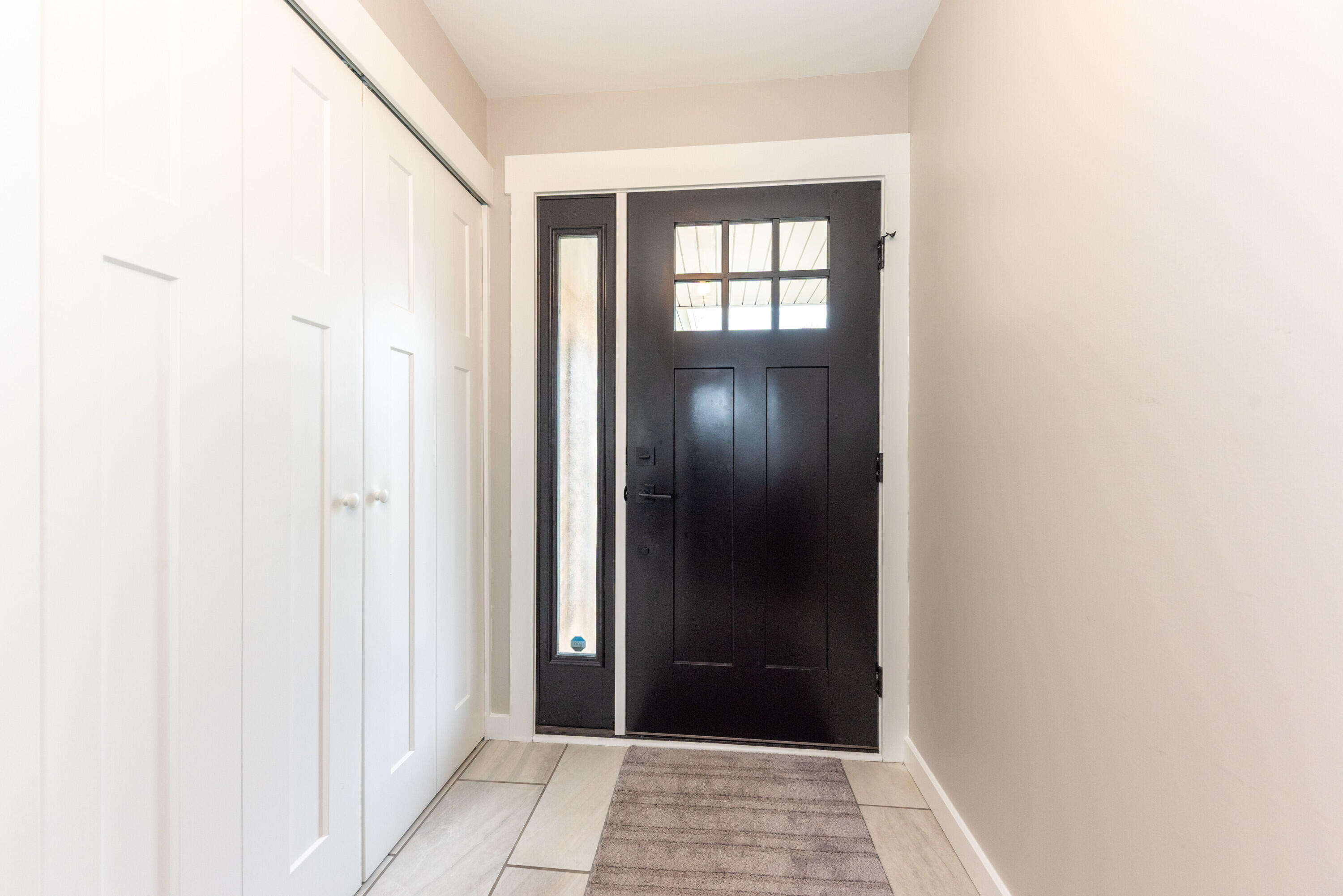 42519 Addison Avenue Canton, MI 48187 - Photo 5 of 39 011_3