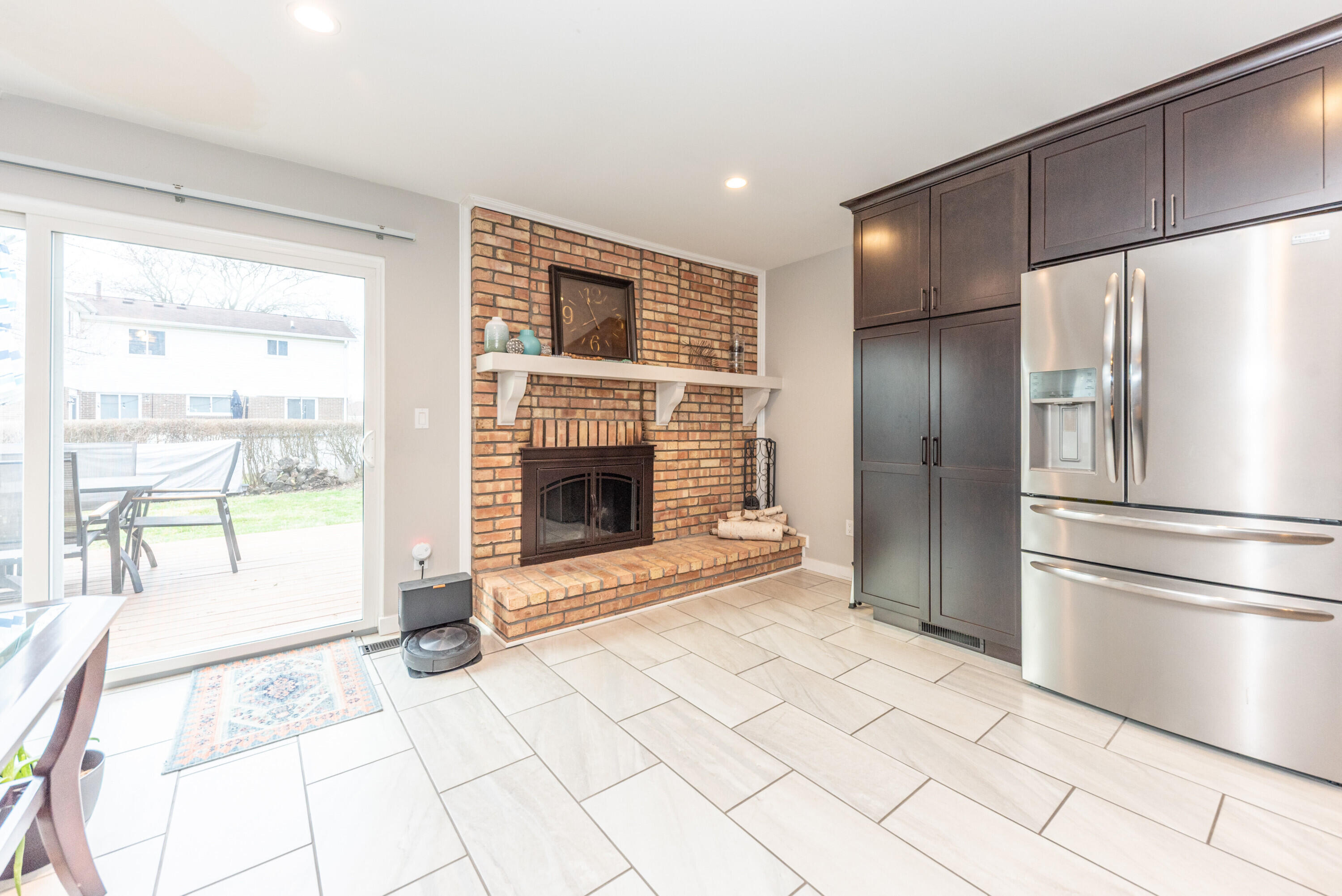 42519 Addison Avenue Canton, MI 48187 - Photo 9 of 39 017_10