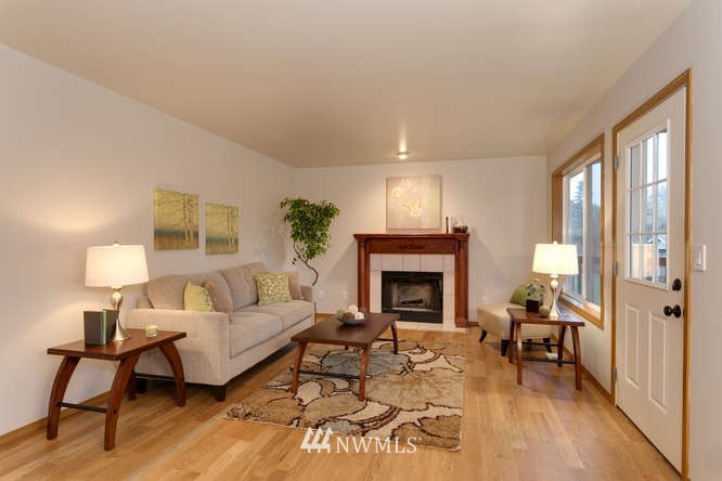 4043 Stohlton Road Southeast Port Orchard, WA 98366 - Photo 12 of 24 Gallery Image 12