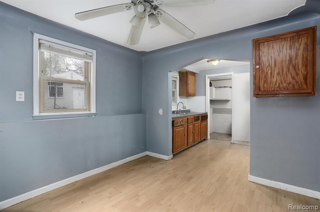 22167 Rausch Avenue Eastpointe, MI 48021 - Photo 11 of 21
