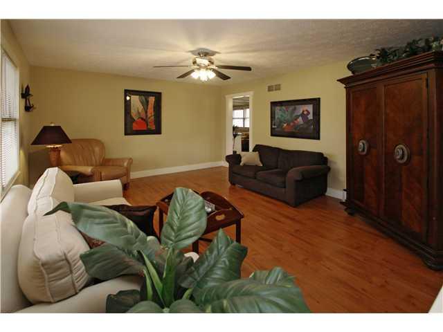 13333 Nottingham Road Fishers, IN 46038 - Photo 8 of 17 Gallery Image 8