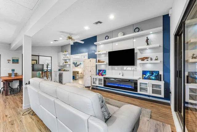 $599,000 | 1370 Northwest 28th Avenue, Delray Beach, FL 33445