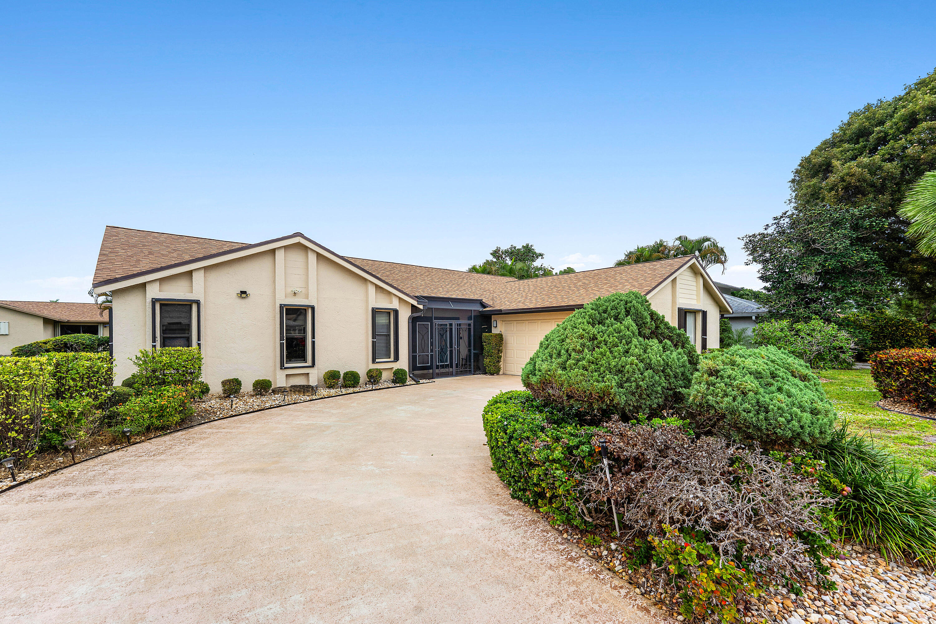 1370 Northwest 28th Avenue Delray Beach, FL 33445 - Photo 3 of 55 Driveway