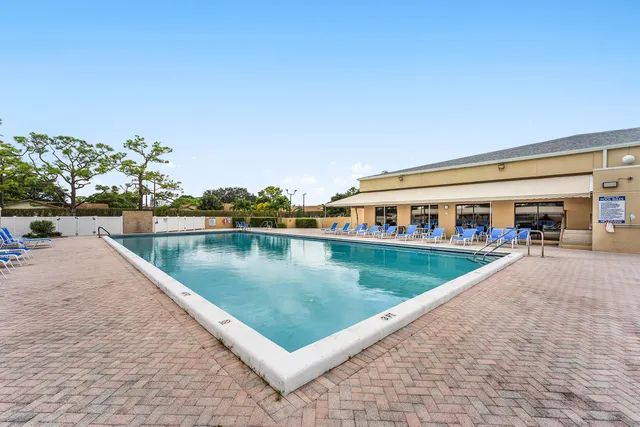 $599,000 | 1370 Northwest 28th Avenue, Delray Beach, FL 33445