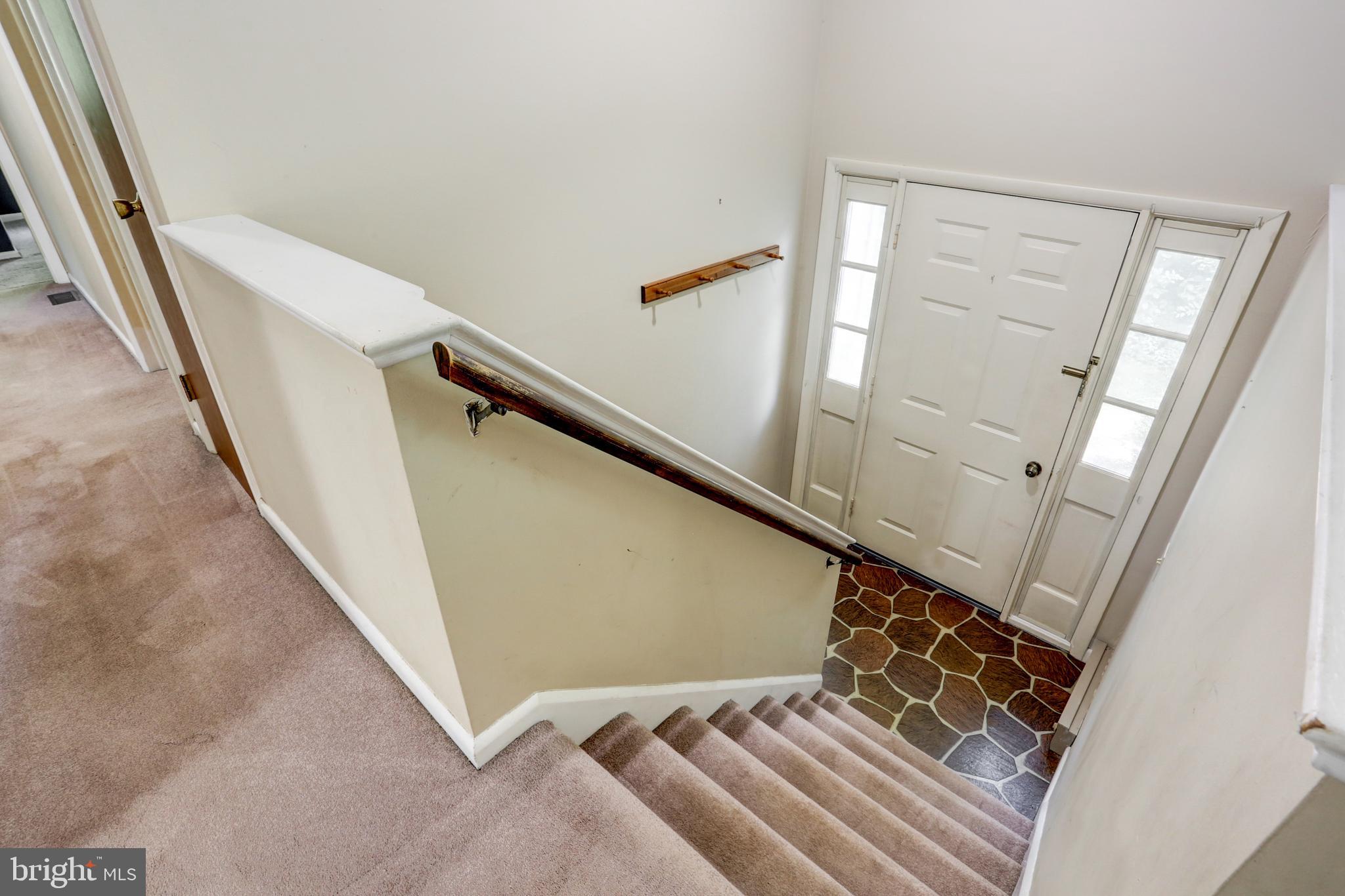 582 Meetinghouse Road Gap, PA 17527 - Photo 4 of 34 Foyer