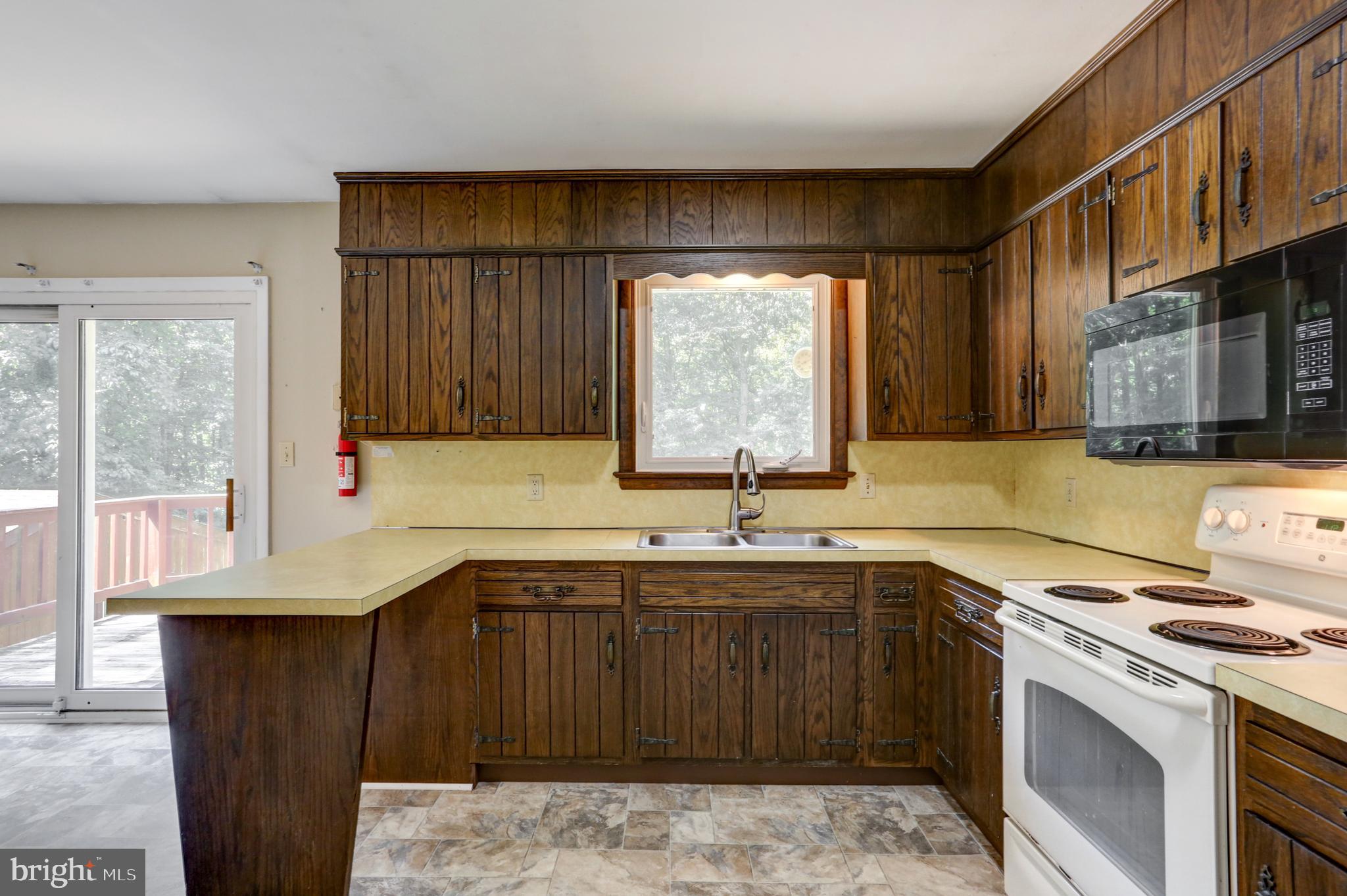 582 Meetinghouse Road Gap, PA 17527 - Photo 8 of 34 Kitchen