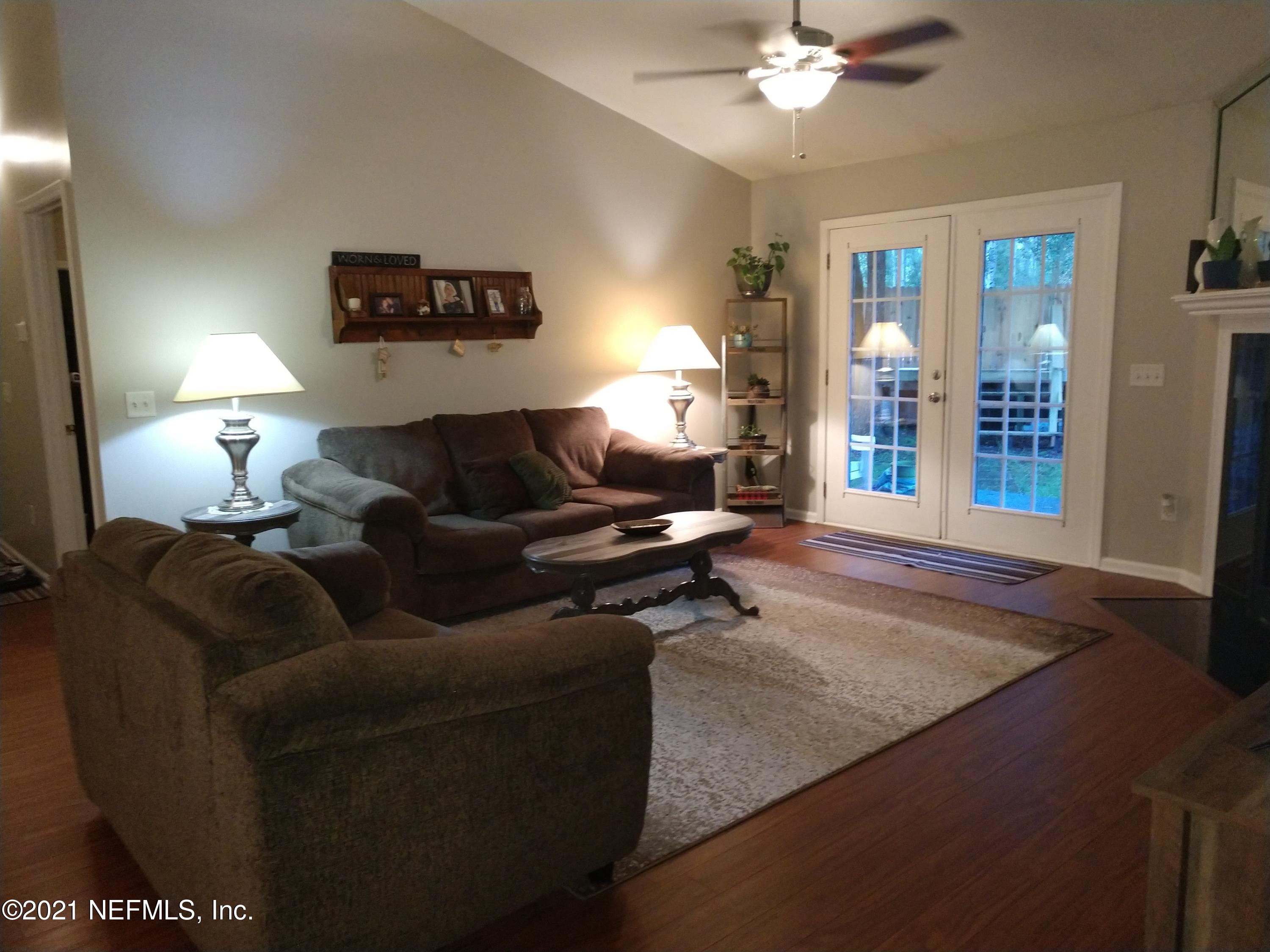 173145 Andrews Road Hilliard, FL 32046 - Photo 9 of 21 Living Rm_1