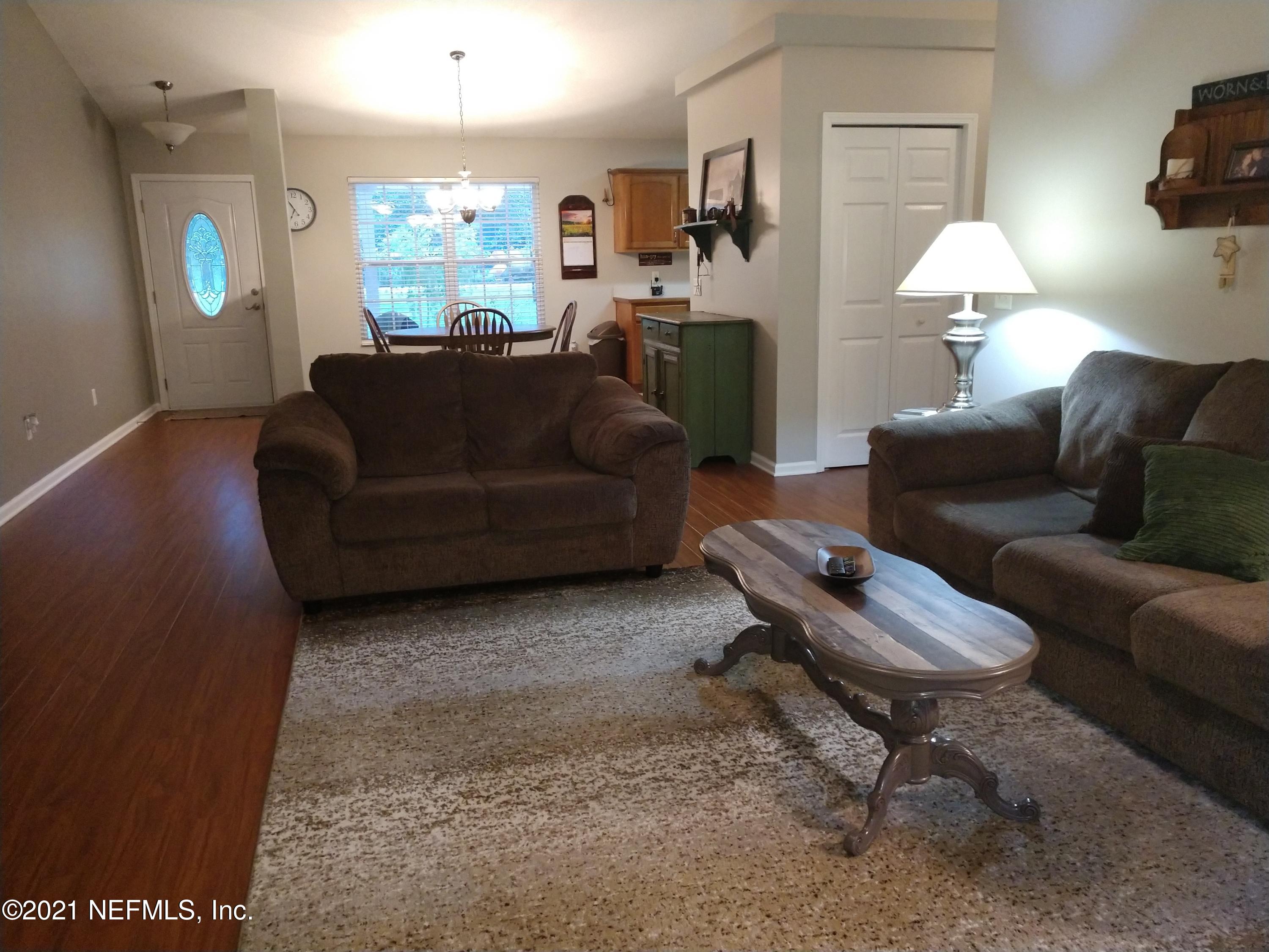 173145 Andrews Road Hilliard, FL 32046 - Photo 10 of 21 Living Rm_2