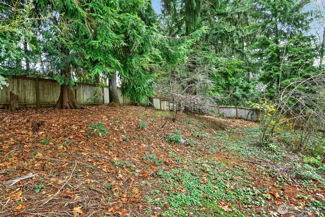 a view of parking area