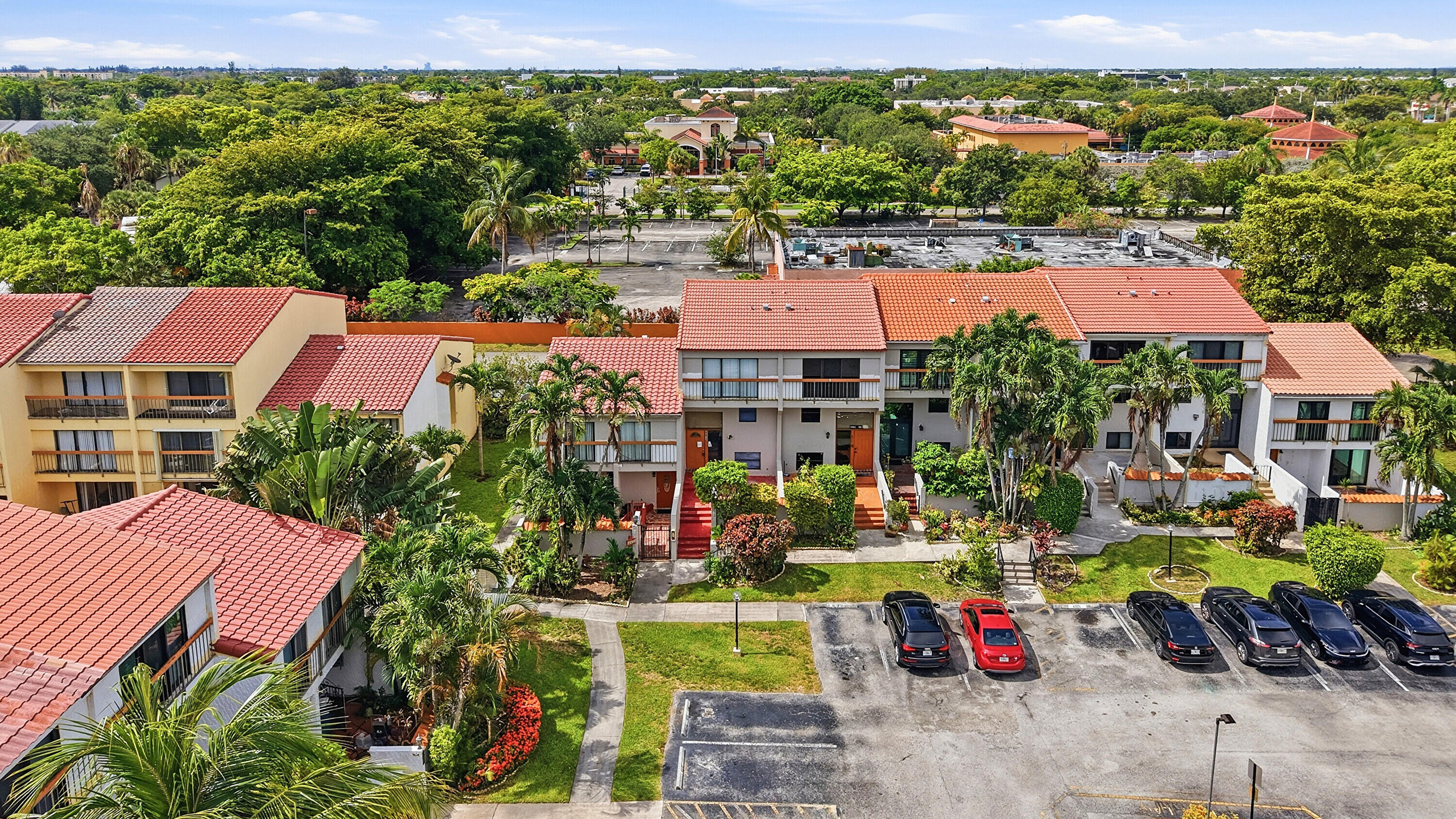 4012 Del Rio Way Sunrise, FL 33351 - Photo 38 of 64 36_dji_20260702225624_0097_d