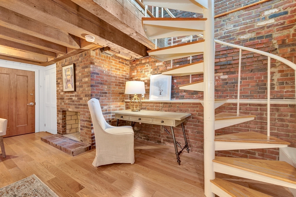 75 Fulton Street, Unit 11 Boston, MA 02109 - Photo 23 of 31