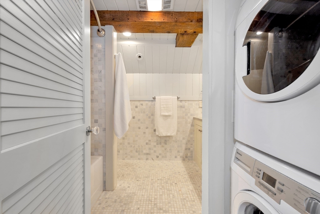 75 Fulton Street, Unit 11 Boston, MA 02109 - Photo 25 of 31