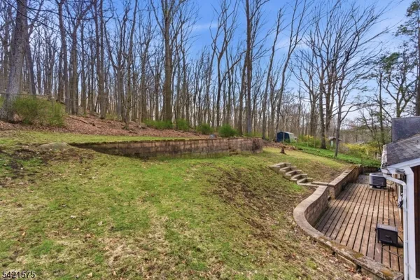 $430,000 | 159 Glenside Trail, Sparta, NJ 07871